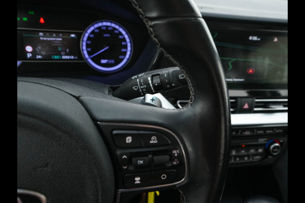 Kia Niro 1.6 GDi Hybrid DynamicLine (INCL-BTW) Aut. *ADAPTIVE-CRUISE | LEATHER-FABRIC | NAVI-FULLMAP | HEATED-COMFORTSEATS | CAMERA | DAB+ | KEYLESS | ECC | DIGI-COCKPIT | SHIFT-PADDLES | LANE-ASSIST | PDC | TOWBAR | 16''ALU*