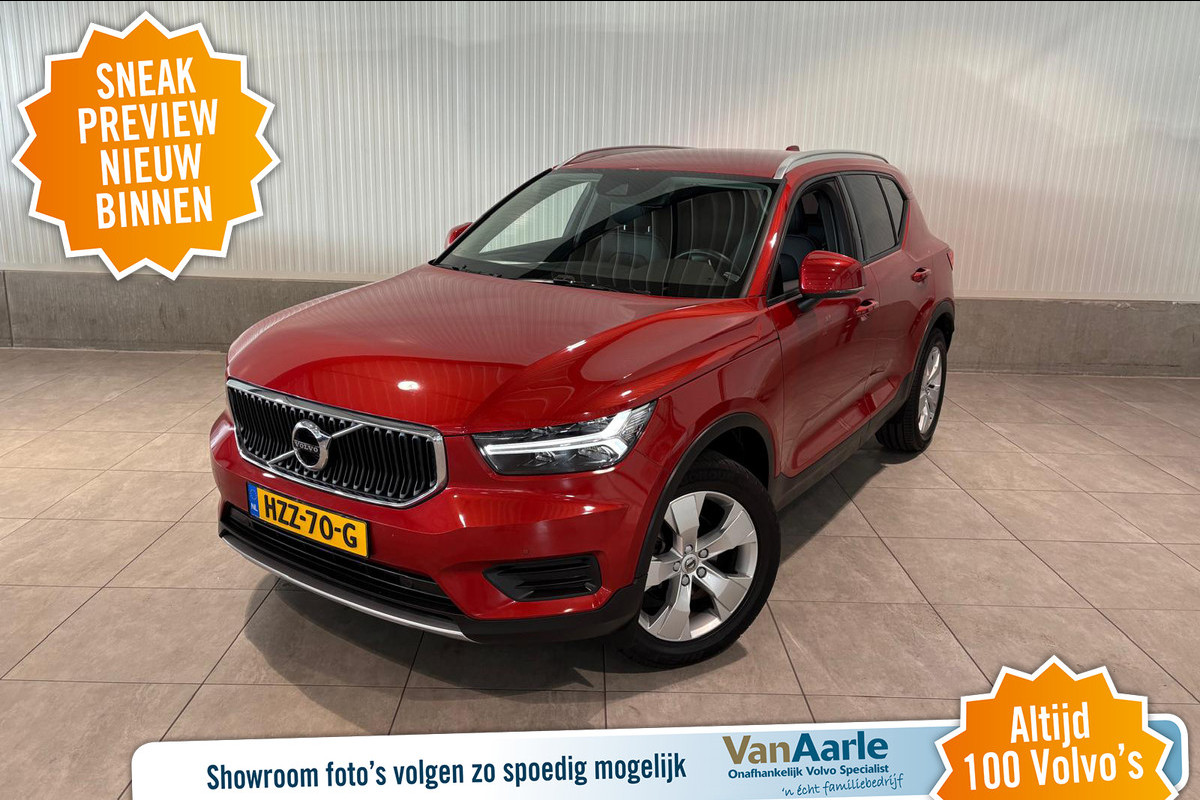 Volvo XC40 T3 Momentum Leder Trekhaak Parkeercamera Stoelverwarming 163pk