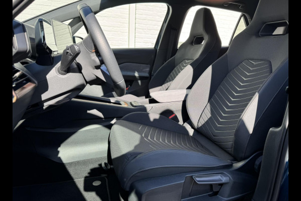 CUPRA Born Business 82 kWh Adaptive cruise Climate control Stoel- en stuurverwarming Full LED Apple Carplay Android Auto