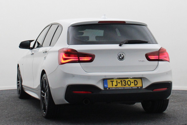 BMW 1-serie 118i Edition M Sport Shadow Executive Leer, Climate, Cruise, Navigatie, Bluetooth, LED, PDC, Trekhaak, 18''