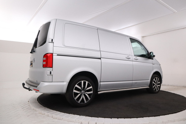 Volkswagen Transporter 2.0 TDI L2 H1 Highline Automaat, Leer, Navigatie, Climate,