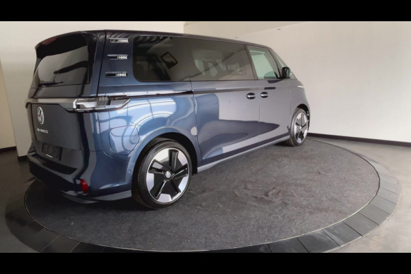 Volkswagen ID. Buzz Pro 86 kWh Lang 7persoons | Warmtepomp | Verwarmbaar stuurwiel | Apple carplay & Android auto! | Elektrische schuifdeuren