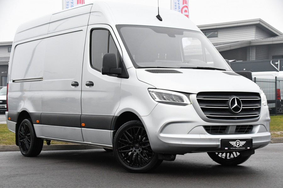 Mercedes-Benz Sprinter 317 1.9 CDI L2H2 RWD PB Edition Camera, 3500KG Trekhaak, Cruise, Carplay, LED, 170PK, Automaat, Multimedia, Stoelverwarming, UNIEK!