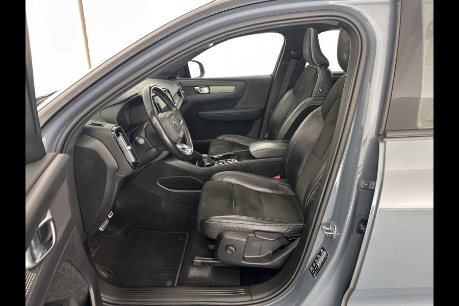 Volvo XC40 1.5 T5 Recharge R-Design (INCL-BTW) Aut. *PANO | DIGI-COCKPIT | FULL-LED | BLIND-SPOT | LANE-ASSIST | PREMIUM-AUDIO | KEYLESS | CARPLAY | NAVI-FULLMAP | LEATHER-ALCANTARA | ECC | PDC | HEATED-SPORTSEATS | TOWBAR | 19