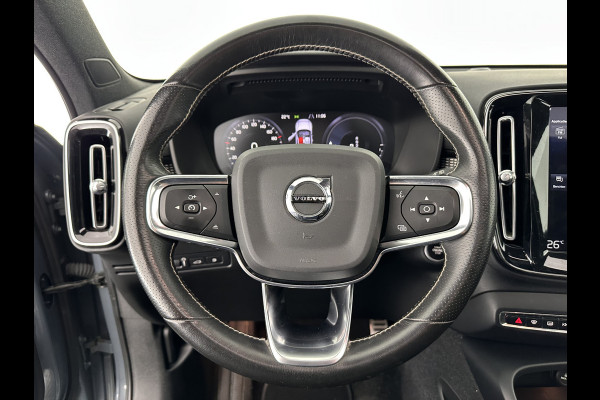 Volvo XC40 1.5 T5 Recharge R-Design (INCL-BTW) Aut. *PANO | DIGI-COCKPIT | FULL-LED | BLIND-SPOT | LANE-ASSIST | PREMIUM-AUDIO | KEYLESS | CARPLAY | NAVI-FULLMAP | LEATHER-ALCANTARA | ECC | PDC | HEATED-SPORTSEATS | TOWBAR | 19