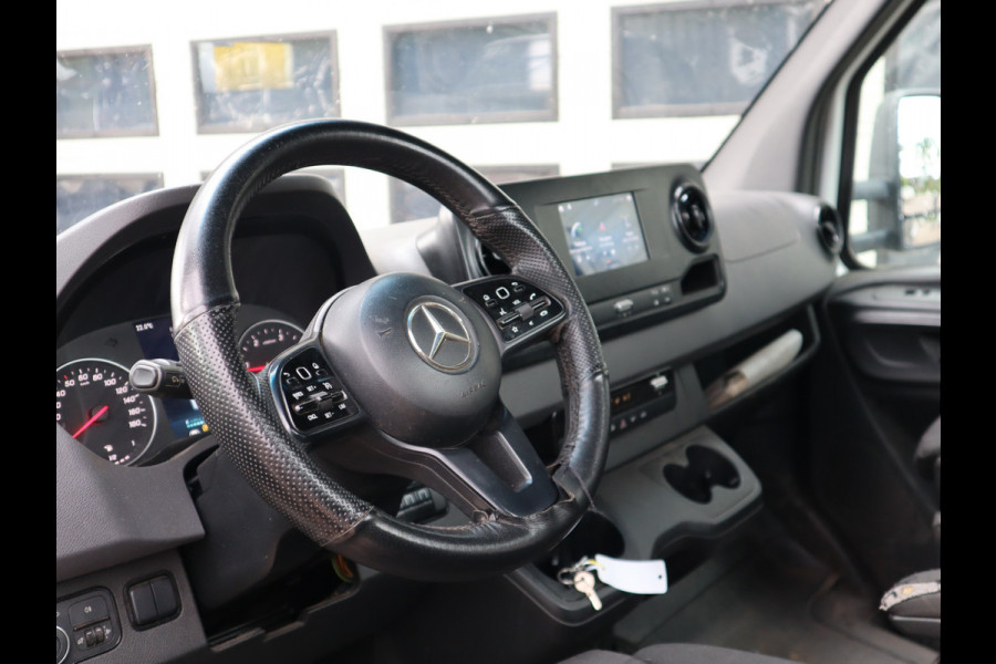 Mercedes-Benz Sprinter 516 CDI Euro 6 Automaat - Pritsche - Open Laadbak - Trekhaak 3,5 t KG - MBUX