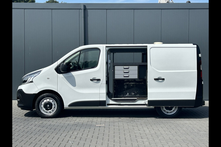 Renault Trafic 2.0 dCi 120 PK / L1H1 / 1e EIG. / INRICHTING / TREKHAAK / 2X SCHUIFDEUR / AIRCO / CRUISE / NAVI