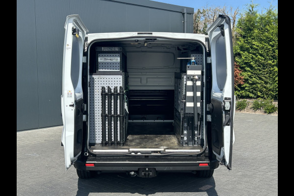Renault Trafic 2.0 dCi 120 PK / L1H1 / 1e EIG. / INRICHTING / TREKHAAK / 2X SCHUIFDEUR / AIRCO / CRUISE / NAVI