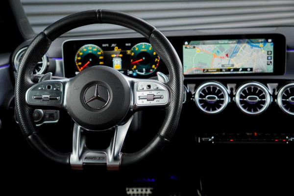 Mercedes-Benz A-Klasse AMG 35 4M / Memory / Rij-Assistentie / Night / Sfeerverlichting / Leder