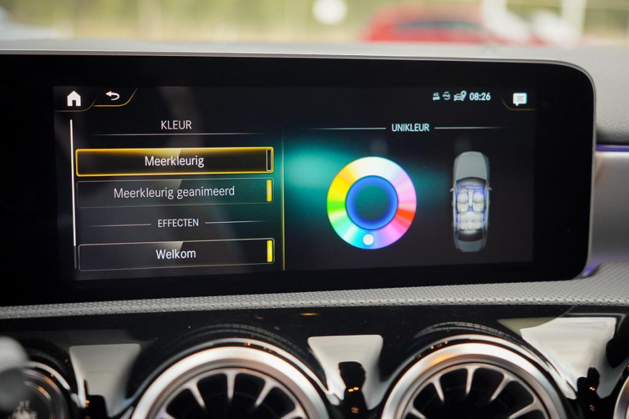 Mercedes-Benz A-Klasse AMG 35 4M / Memory / Rij-Assistentie / Night / Sfeerverlichting / Leder