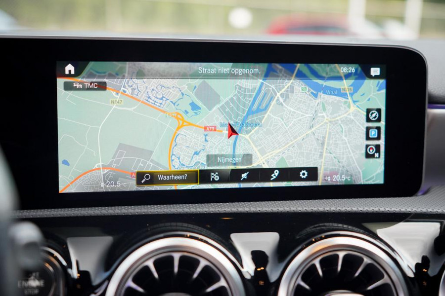Mercedes-Benz A-Klasse AMG 35 4M / Memory / Rij-Assistentie / Night / Sfeerverlichting / Leder