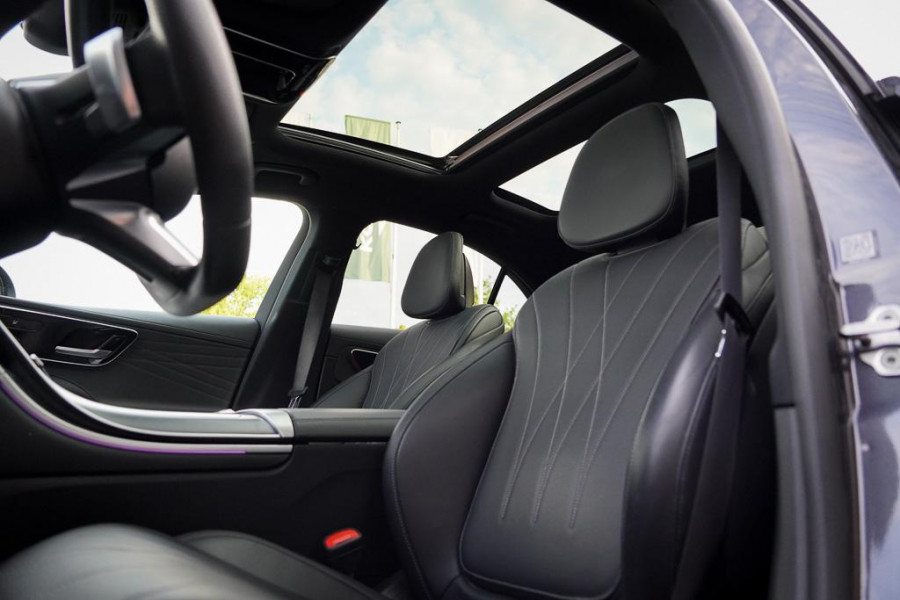 Mercedes-Benz C-Klasse 300 e AMG Line / Pano / 360 / Volleder / Incl BTW