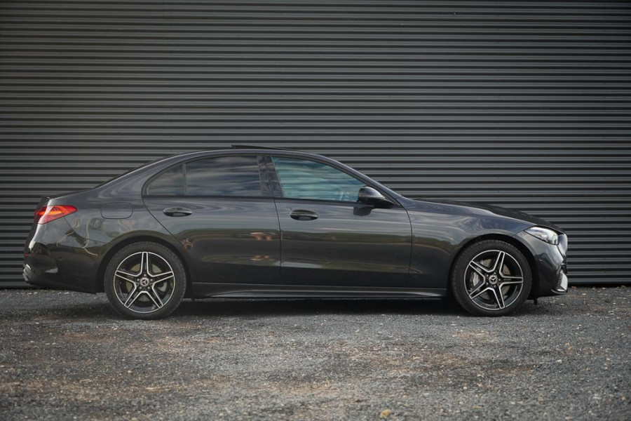 Mercedes-Benz C-Klasse 300 e AMG Line / Pano / 360 / Volleder / Incl BTW