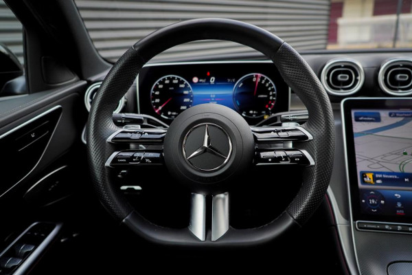 Mercedes-Benz C-Klasse 300 e AMG Line / Pano / 360 / Volleder / Incl BTW