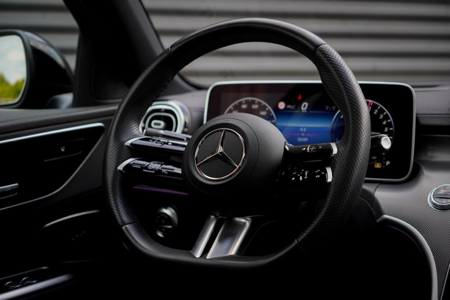 Mercedes-Benz C-Klasse 300 e AMG Line / Pano / 360 / Volleder / Incl BTW
