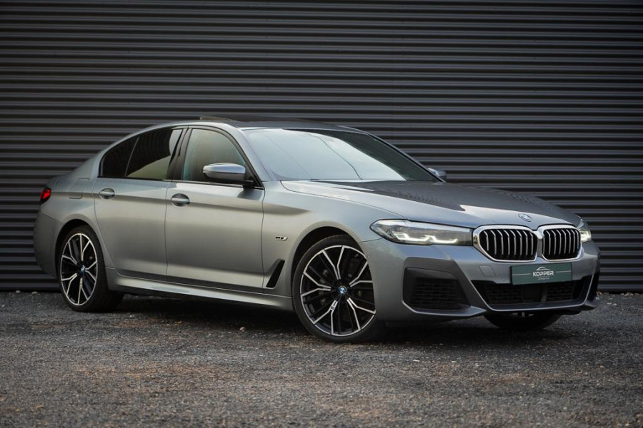 BMW 5 Serie 530e High Executive / M-Sport / Pano / Shadowline / Incl BTW / Adaptive Cruise