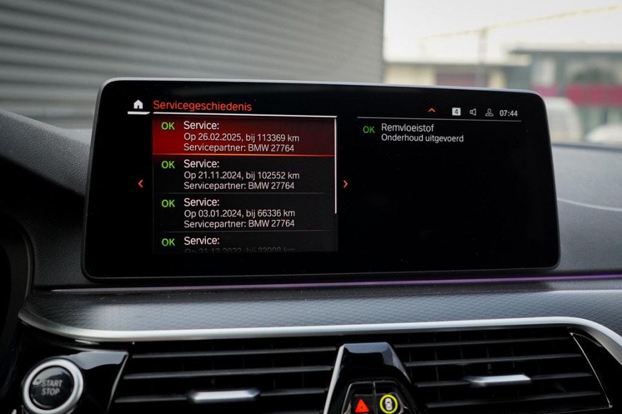 BMW 5 Serie 530e High Executive / M-Sport / Pano / Shadowline / Incl BTW / Adaptive Cruise