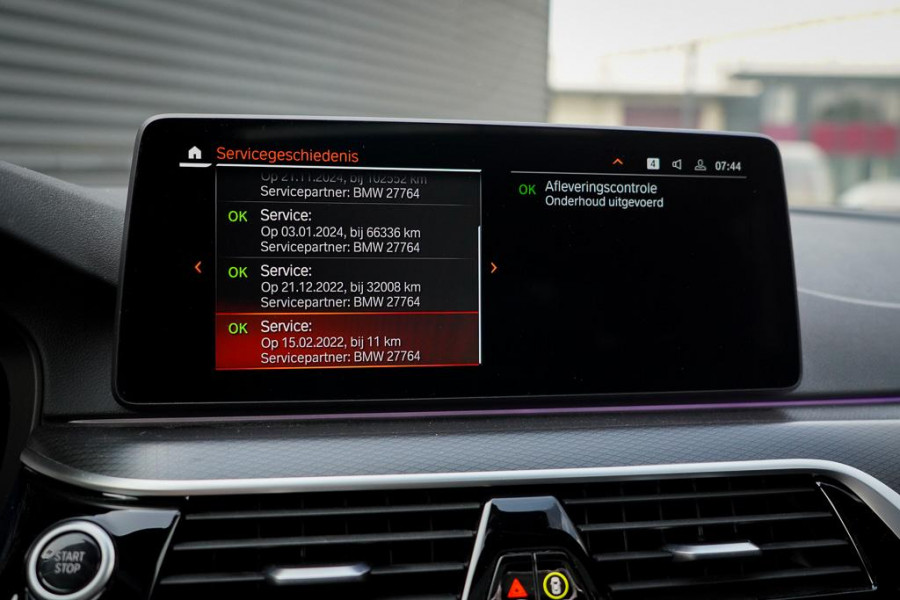 BMW 5 Serie 530e High Executive / M-Sport / Pano / Shadowline / Incl BTW / Adaptive Cruise