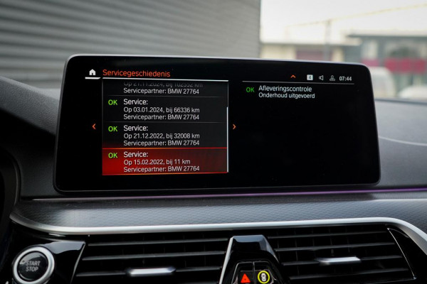 BMW 5 Serie 530e High Executive / M-Sport / Pano / Shadowline / Incl BTW / Adaptive Cruise