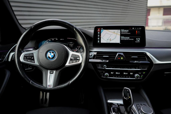 BMW 5 Serie 530e High Executive / M-Sport / Pano / Shadowline / Incl BTW / Adaptive Cruise