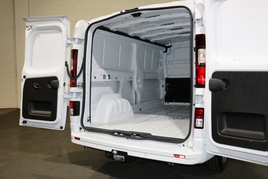 Renault Trafic 2.0 dCi 150PK Automaat L2H1 Work Edition Apple Carplay Trekhaak