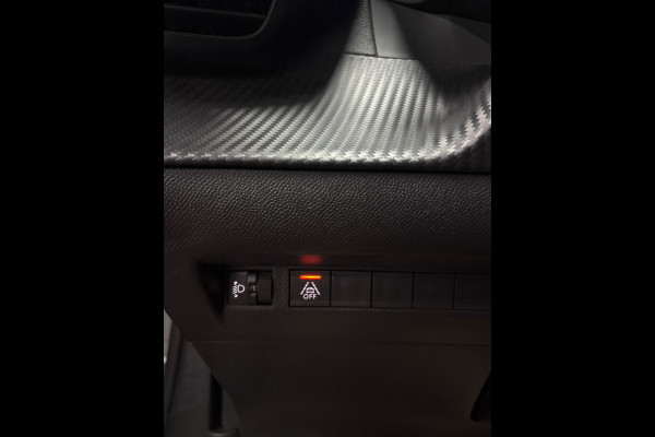 Peugeot 2008 1.2 PureTech Blue Lease Allure