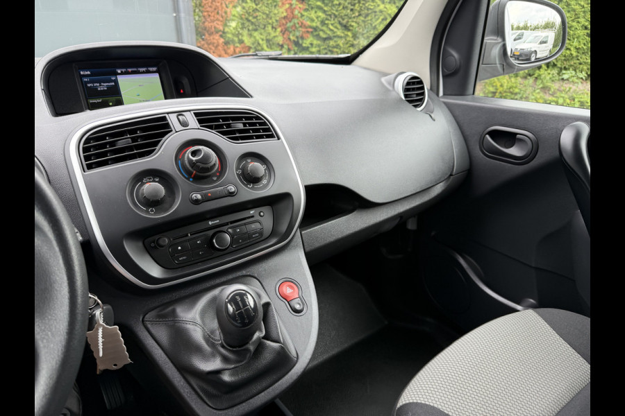 Renault Kangoo 1.5 dCi / L1H1 / 1e EIG. / AIRCO / CRUISE / INRICHTING / NAVI / BLUETOOTH / TREKHAAK