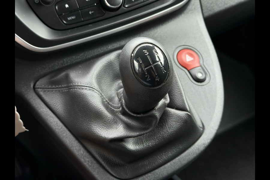 Renault Kangoo 1.5 dCi / L1H1 / 1e EIG. / AIRCO / CRUISE / INRICHTING / NAVI / BLUETOOTH / TREKHAAK
