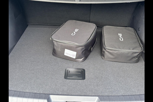 BYD SEAL U 1.5 DM-i FWD Comfort 26.6kWh PHEV UNIEK IN NL! tot 125km electrisch rijbereik | 6 jaar volledige BYD GARANTIE | NIEUWE AUTO |