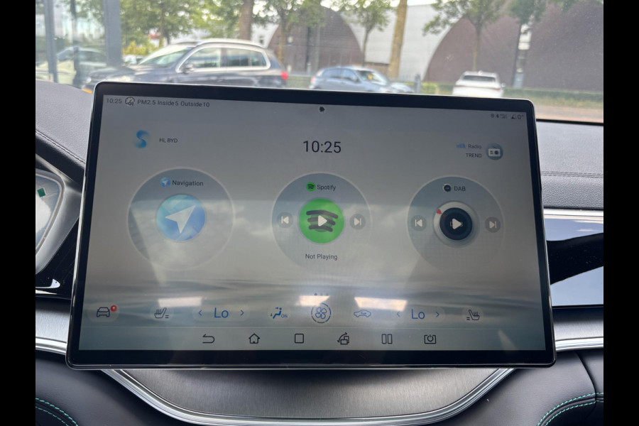 BYD SEAL U 1.5 DM-i FWD Comfort 26.6kWh PHEV UNIEK IN NL! tot 125km electrisch rijbereik | 6 jaar volledige BYD GARANTIE | NIEUWE AUTO |
