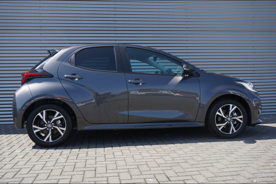 Toyota Yaris Hyb. 115PK Dynamic AUTOMAAT ADAPTIVE | CAMERA | CARPLAY | NIEUW!