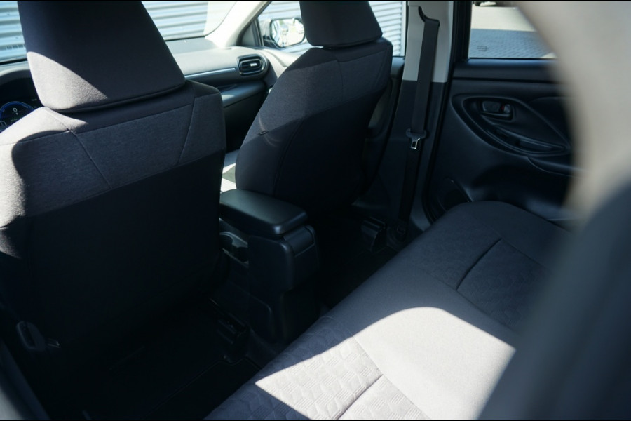 Toyota Yaris Hyb. 115PK Dynamic AUTOMAAT ADAPTIVE | CAMERA | CARPLAY | NIEUW!