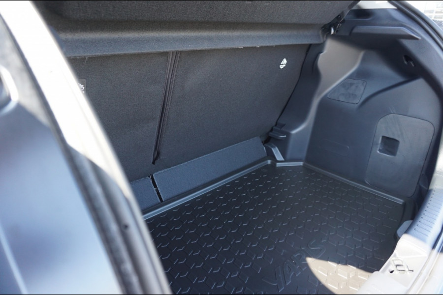 Toyota Yaris Hyb. 115PK Dynamic AUTOMAAT ADAPTIVE | CAMERA | CARPLAY | NIEUW!