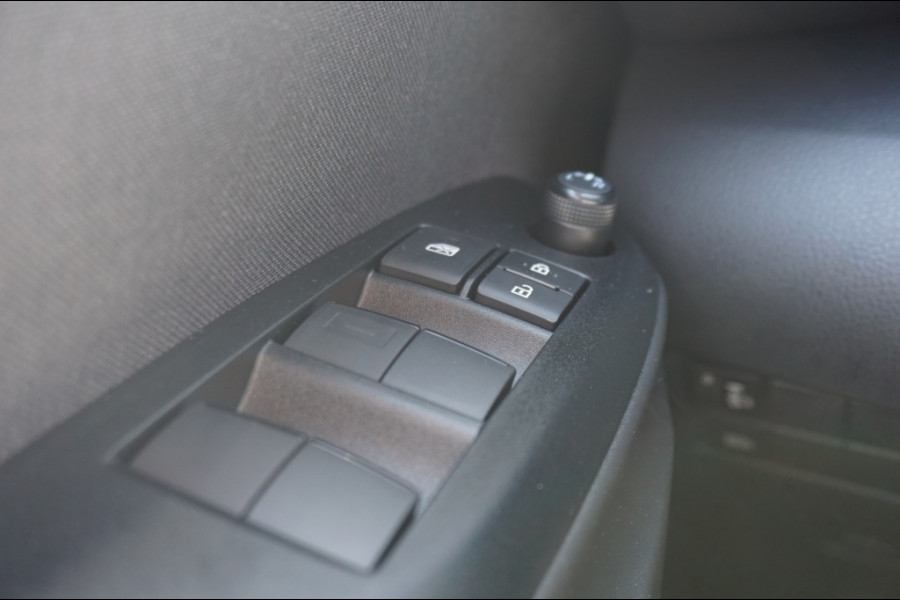 Toyota Yaris Hyb. 115PK Dynamic AUTOMAAT ADAPTIVE | CAMERA | CARPLAY | NIEUW!