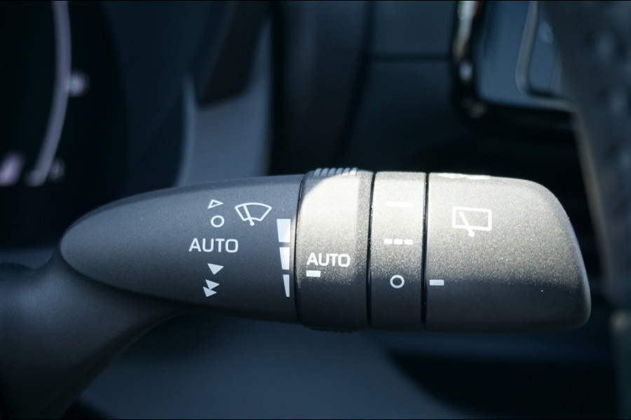 Toyota Yaris Hyb. 115PK Dynamic AUTOMAAT ADAPTIVE | CAMERA | CARPLAY | NIEUW!