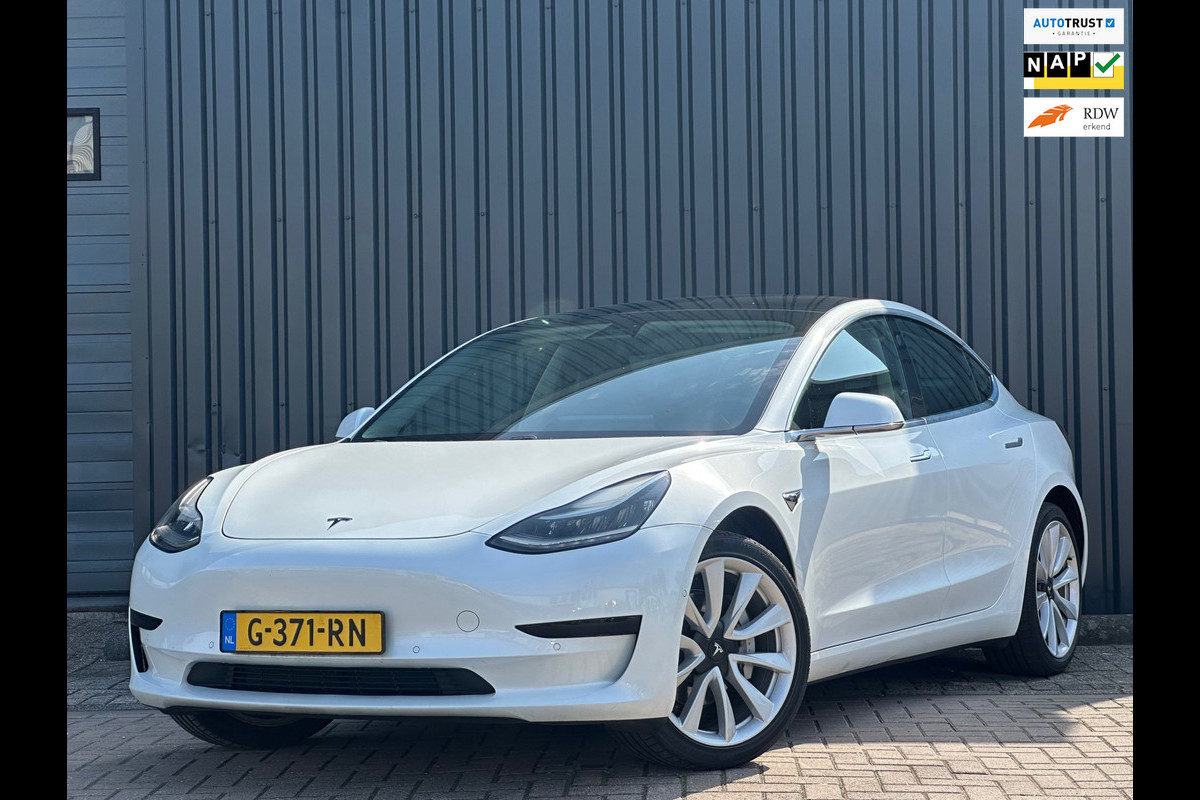 Tesla Model 3 Standard RWD Plus 60 kWh