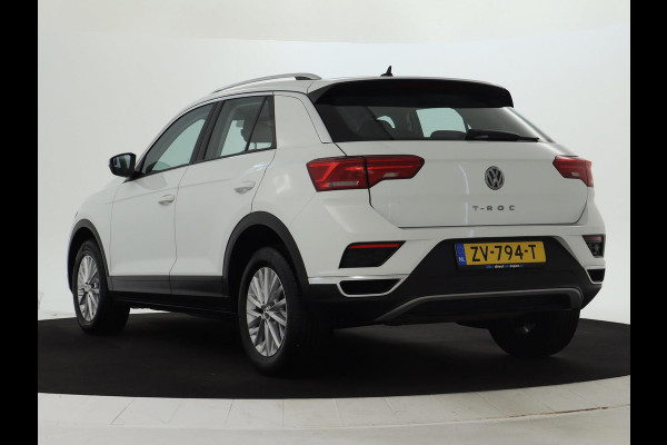 Volkswagen T-Roc 1.0 TSI Style Business NAVI | Carplay | Adaptive Cruise | PDC | Virtual cockpit