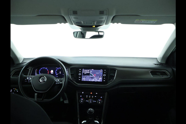Volkswagen T-Roc 1.0 TSI Style Business NAVI | Carplay | Adaptive Cruise | PDC | Virtual cockpit