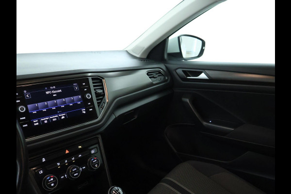 Volkswagen T-Roc 1.0 TSI Style Business NAVI | Carplay | Adaptive Cruise | PDC | Virtual cockpit