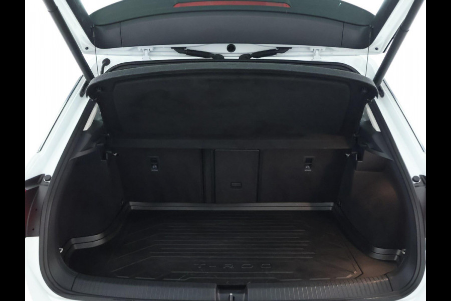 Volkswagen T-Roc 1.0 TSI Style Business NAVI | Carplay | Adaptive Cruise | PDC | Virtual cockpit