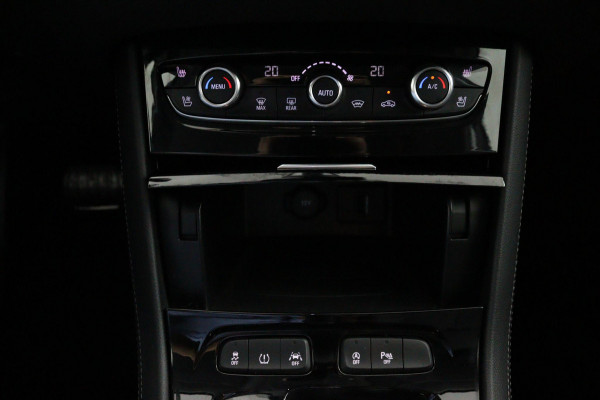 Opel Grandland X 1.2 Turbo*AUTOM*ECC*STOELVERW/KOEL*CARPLAY*COMF.AC