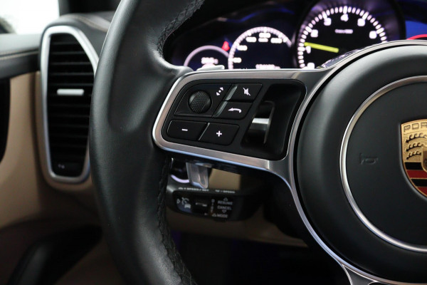 Porsche Cayenne E-Hybrid*462PK*NLAUTO*PANO*ACC*PDLS*HAAK*DEALER OH