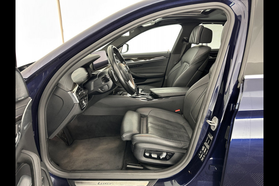 BMW 5 Serie 540i xDrive High Executive Edition (INCL-BTW ) Aut.*PANO | LUXURY-LEATHER | LASER-LIGHT | BOWERS&WILKINS-AUDIO | MEMORY-PACK | HEATED/COOLED-COMFORTSEATS | DIGI-COCKPIT | NAVI-FULLMAP | SHIFT-PADDLES | CRUISE | 18''ALU*