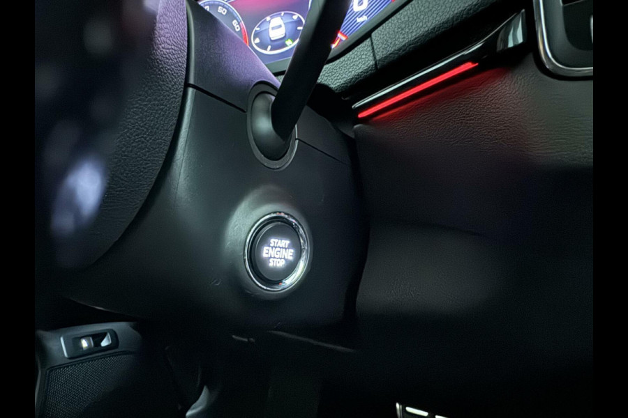 Škoda Karoq 1.5 TSI ACT Sportline Virtual Pano Canton Carplay NAP