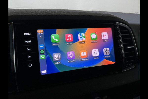 Škoda Karoq 1.5 TSI ACT Sportline Virtual Pano Canton Carplay NAP