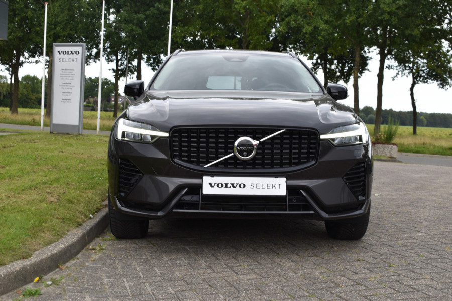 Volvo XC60 T6 350PK AWD Plus Dark | Trekhaak | 360 Camera | H&K | Blis | ACC | Leder | Pilot assist