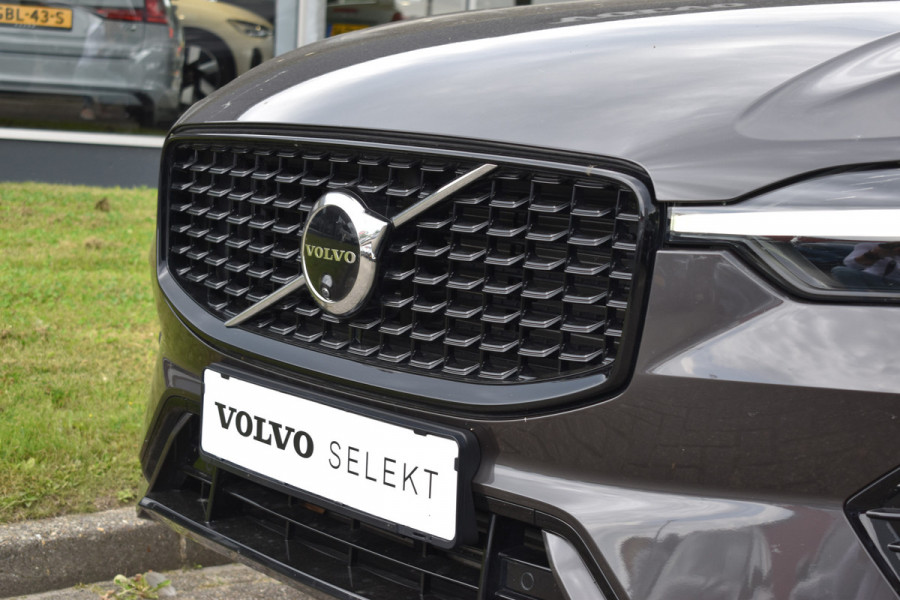 Volvo XC60 T6 350PK AWD Plus Dark | Trekhaak | 360 Camera | H&K | Blis | ACC | Leder | Pilot assist