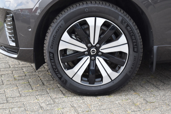 Volvo XC60 T6 350PK AWD Plus Dark | Trekhaak | 360 Camera | H&K | Blis | ACC | Leder | Pilot assist