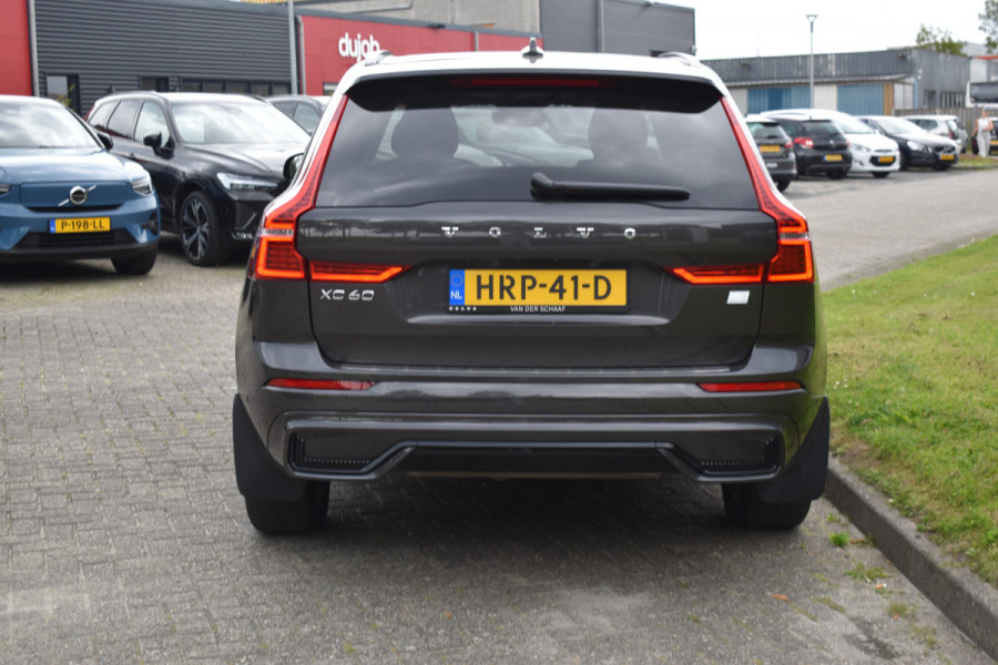 Volvo XC60 T6 350PK AWD Plus Dark | Trekhaak | 360 Camera | H&K | Blis | ACC | Leder | Pilot assist