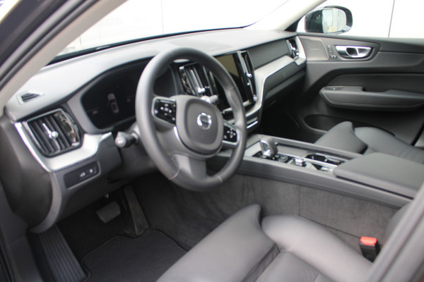 Volvo XC60 T6 350PK AWD Plus Dark | Trekhaak | 360 Camera | H&K | Blis | ACC | Leder | Pilot assist